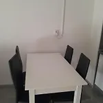 Tombili פולה