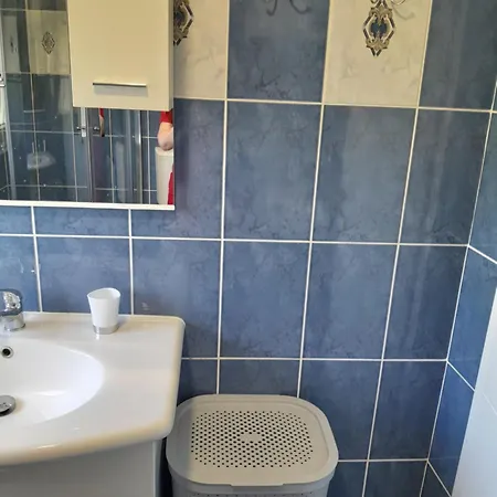 Tombili Appartement *